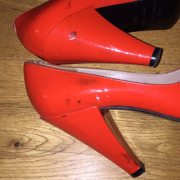 Marc by Marc Jacobs Orange-Red Patent Heels - Picture 8 of 8